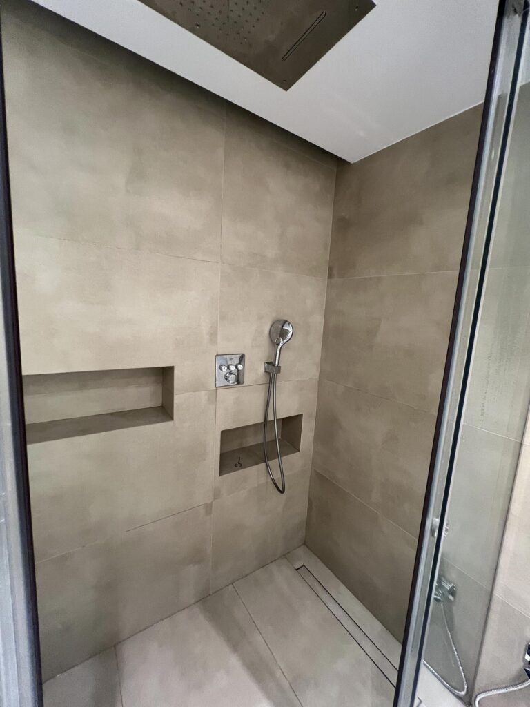 MPANIO-1-apo-OLIKI-2_META-3